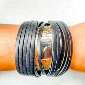 Nixon watch-needs new battery!